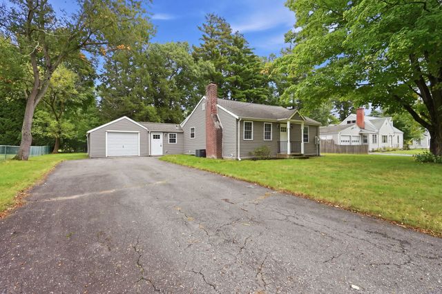 43 Pine Acre Rd, Springfield, MA 01129