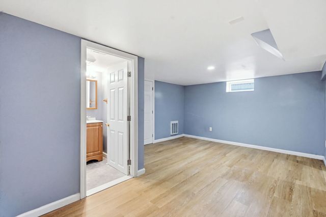 43 Pine Acre Rd, Springfield, MA 01129