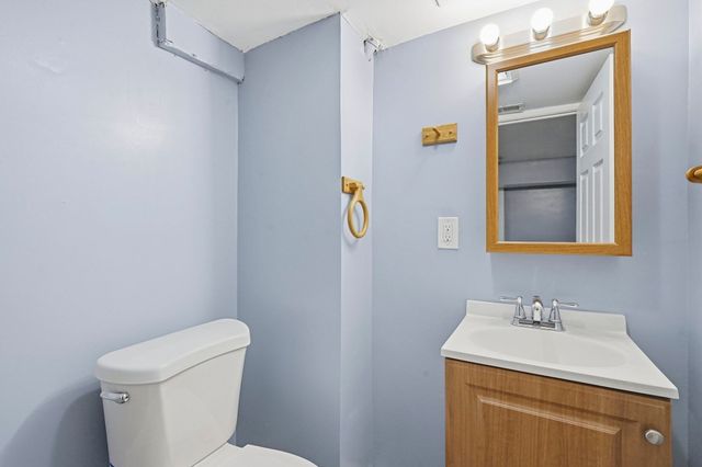 43 Pine Acre Rd, Springfield, MA 01129