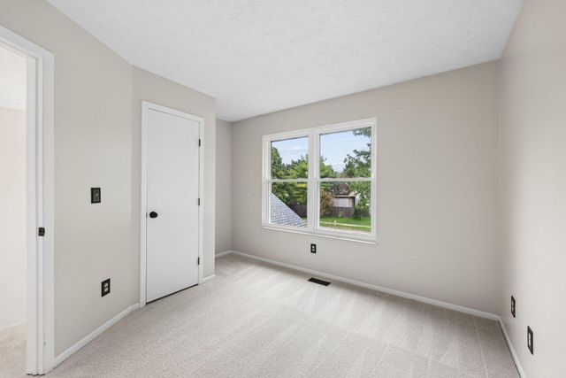 1635 Gardenstone Drive, Columbus, OH 43235