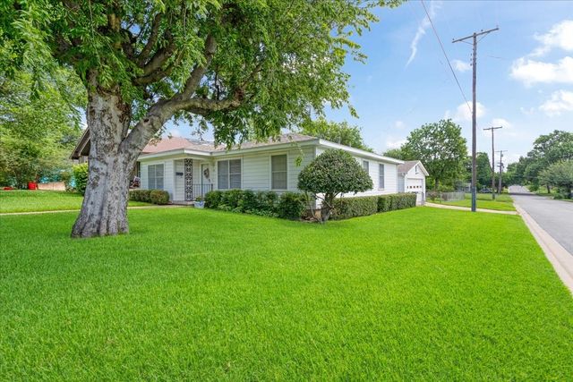 101 N Burdette Avenue, Sherman, TX 75090