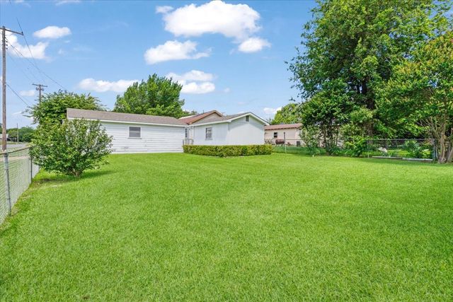 101 N Burdette Avenue, Sherman, TX 75090