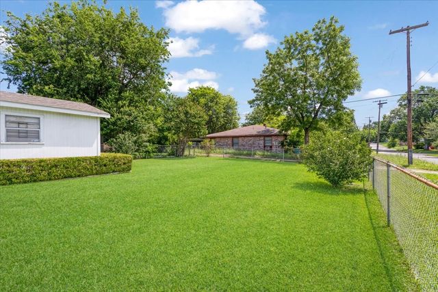 101 N Burdette Avenue, Sherman, TX 75090