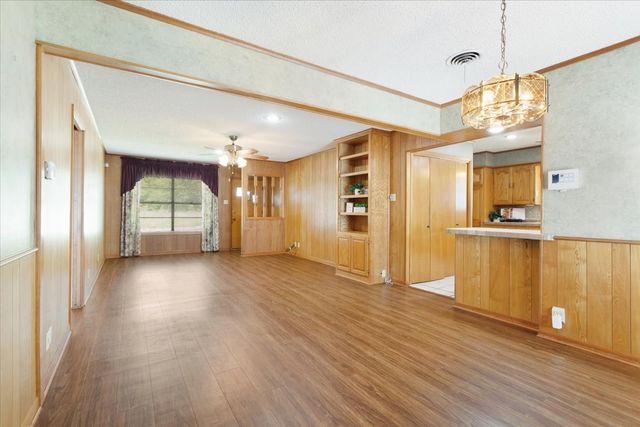 101 N Burdette Avenue, Sherman, TX 75090