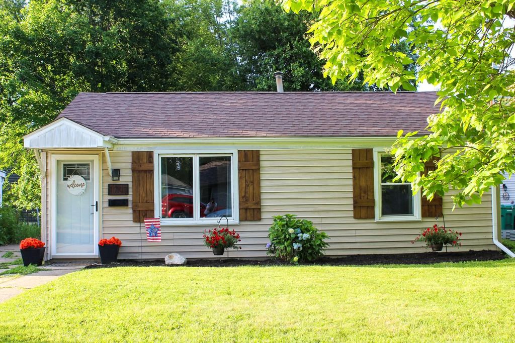 1203 6th Street, La Porte, IN 46350