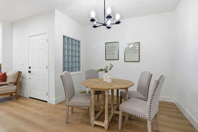 601 Arcadia Ter 102, Sunnyvale, CA 94085