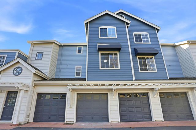 601 Arcadia Ter 102, Sunnyvale, CA 94085