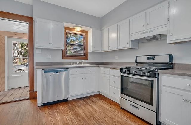 2640 VERMONT Avenue 1, Blue Island, IL 60406