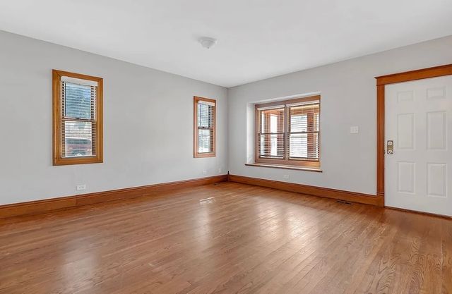 2640 VERMONT Avenue 1, Blue Island, IL 60406