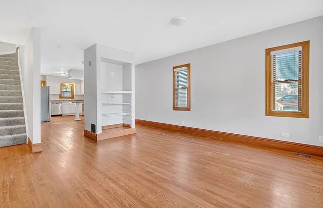 2640 VERMONT Avenue 1, Blue Island, IL 60406