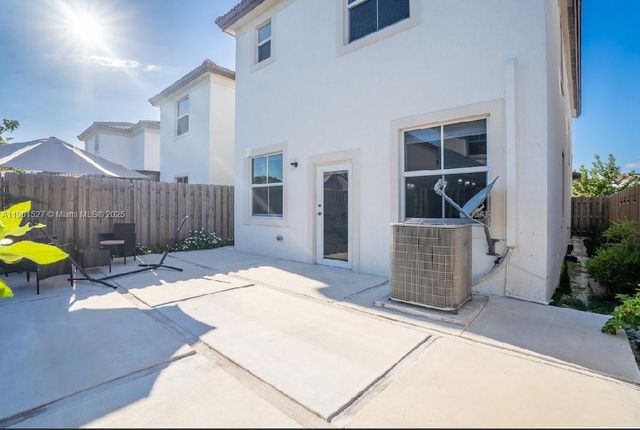 2372 NW 130th Ter, Miami, FL 33167