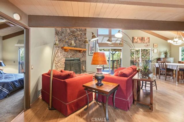320 Delle, Crestline, CA 92325