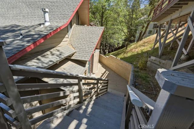 320 Delle, Crestline, CA 92325