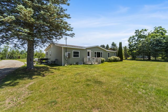 3965 Newt Drive, Gaylord, MI 49735