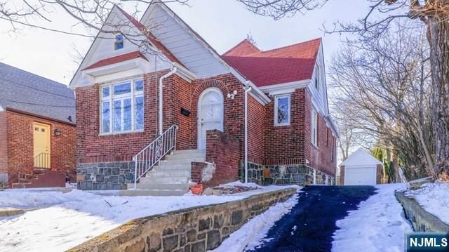 342 Whiteman Street, Fort Lee, NJ 07024