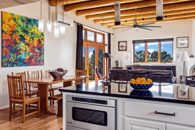 13 Arroyo Vista, Santa Fe, NM 87505