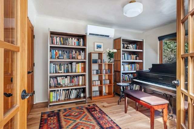 13 Arroyo Vista, Santa Fe, NM 87505