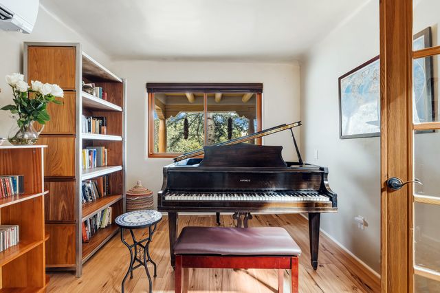 13 Arroyo Vista, Santa Fe, NM 87505