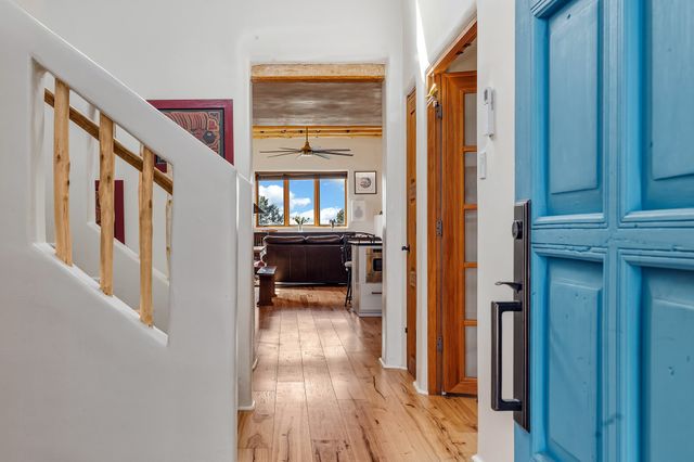 13 Arroyo Vista, Santa Fe, NM 87505