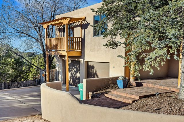 13 Arroyo Vista, Santa Fe, NM 87505