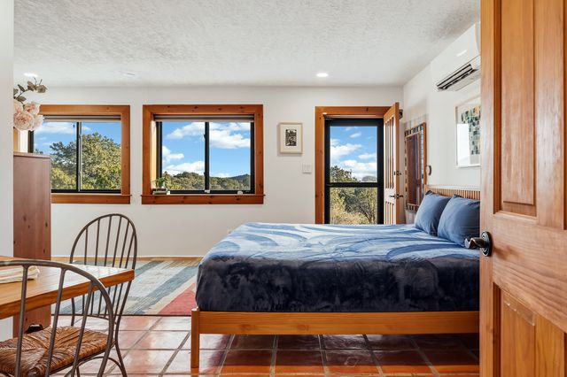 13 Arroyo Vista, Santa Fe, NM 87505