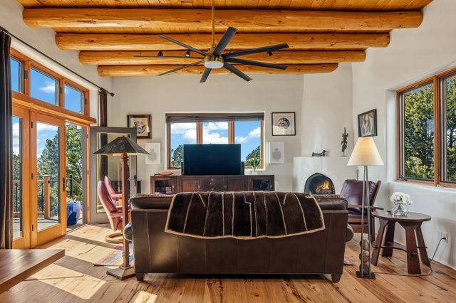 13 Arroyo Vista, Santa Fe, NM 87505