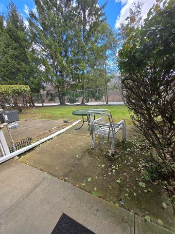 184 Deer Ct Drive, Middletown, NY 10940