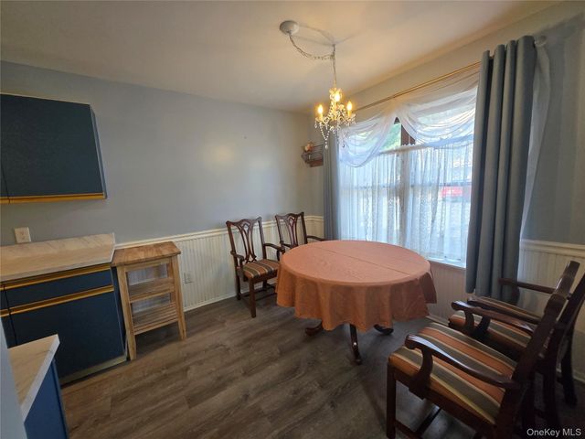 184 Deer Ct Drive, Middletown, NY 10940