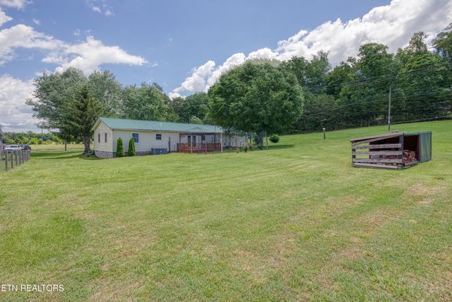 1705 Sand Plant Rd, Sevierville, TN 37876