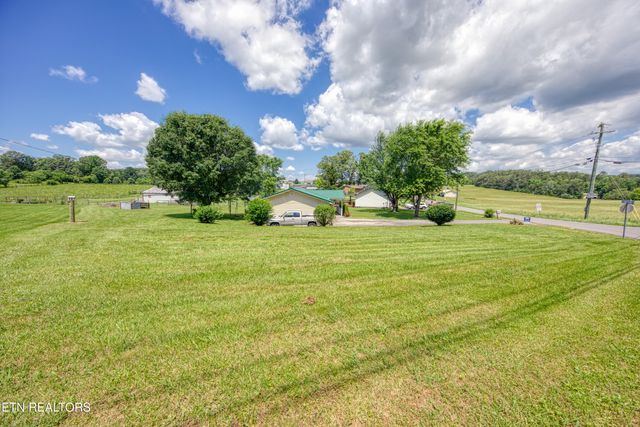 1705 Sand Plant Rd, Sevierville, TN 37876