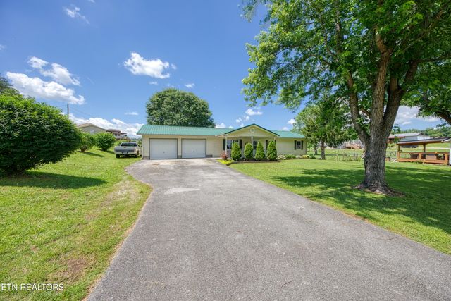 1705 Sand Plant Rd, Sevierville, TN 37876