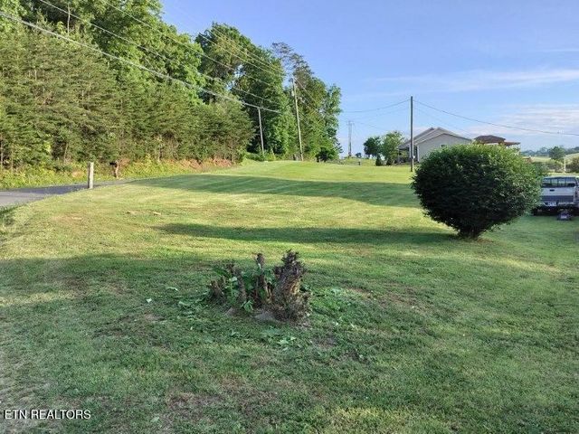 1705 Sand Plant Rd, Sevierville, TN 37876