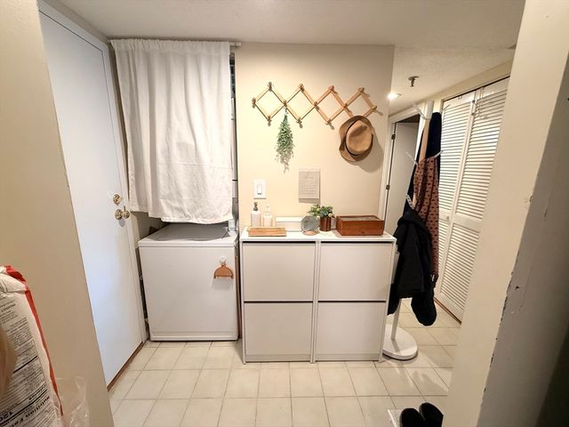 20 Webster St 307, Brookline, MA 02446