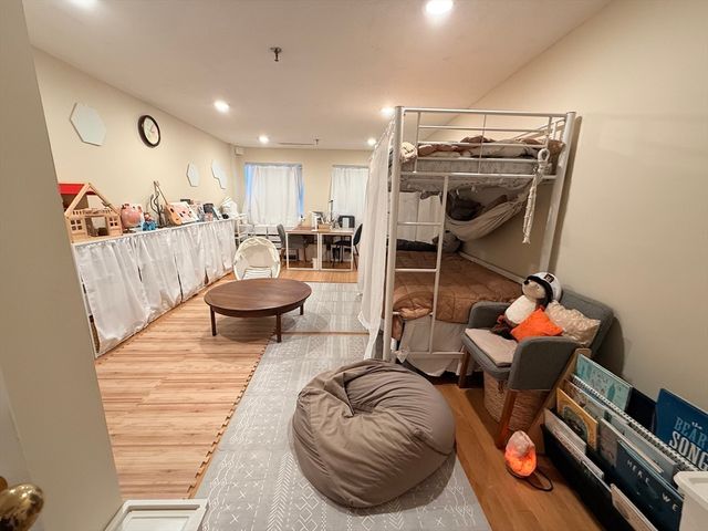 20 Webster St 307, Brookline, MA 02446