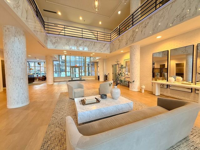 20 Webster St 307, Brookline, MA 02446