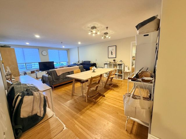 20 Webster St 307, Brookline, MA 02446