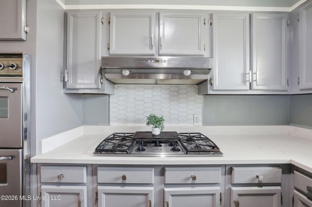 726 Sharon Hills Drive, Biloxi, MS 39532