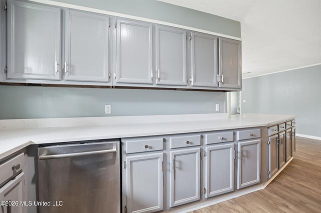 726 Sharon Hills Drive, Biloxi, MS 39532