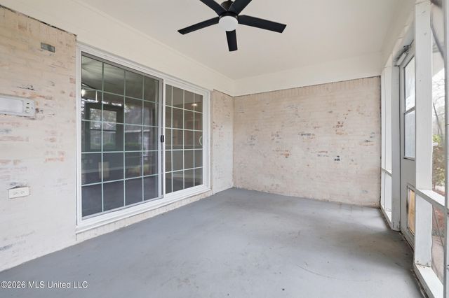 726 Sharon Hills Drive, Biloxi, MS 39532