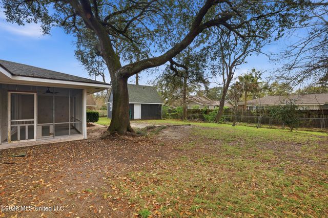 726 Sharon Hills Drive, Biloxi, MS 39532