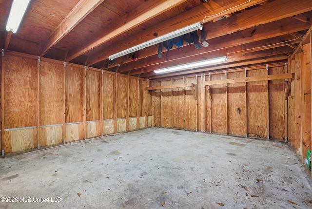 726 Sharon Hills Drive, Biloxi, MS 39532