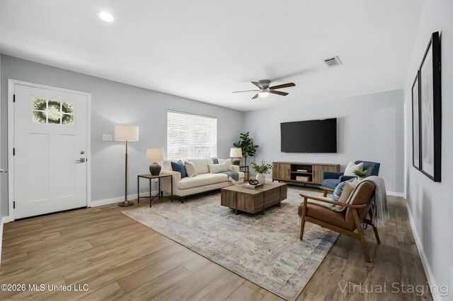 726 Sharon Hills Drive, Biloxi, MS 39532