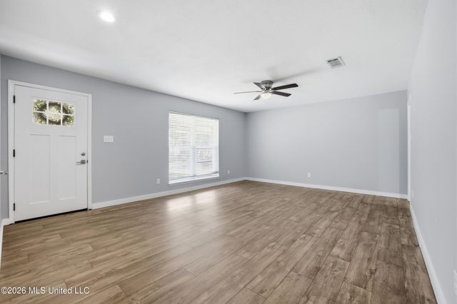 726 Sharon Hills Drive, Biloxi, MS 39532