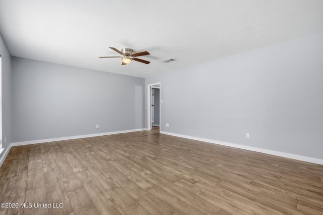 726 Sharon Hills Drive, Biloxi, MS 39532