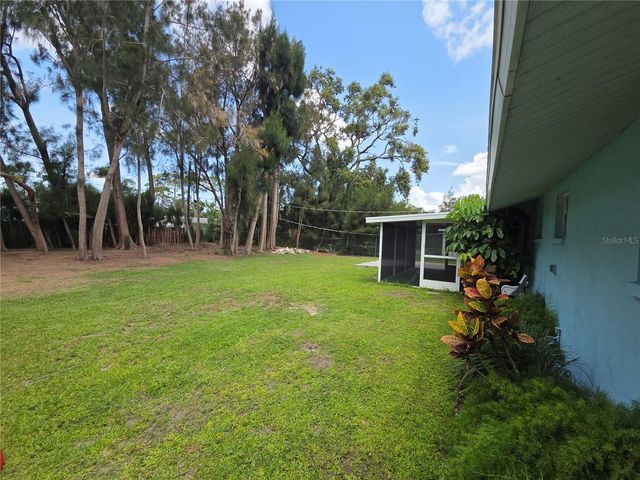 4136 S LOCKWOOD RIDGE ROAD, Sarasota, FL 34231