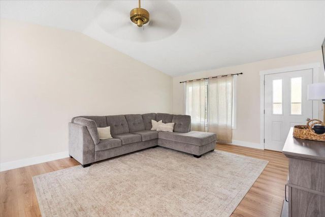 4721 Southstone Drive Se, City Of Kentwood, MI 49548