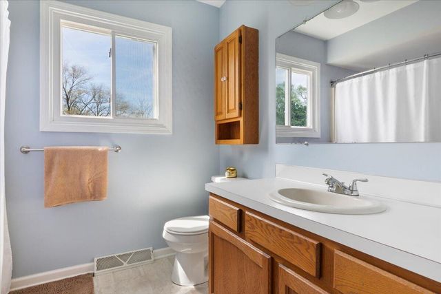 4721 Southstone Drive Se, City Of Kentwood, MI 49548