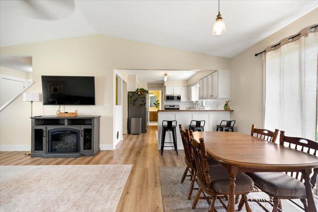 4721 Southstone Drive Se, City Of Kentwood, MI 49548