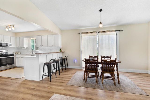 4721 Southstone Drive Se, City Of Kentwood, MI 49548