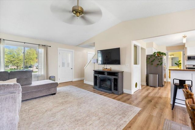 4721 Southstone Drive Se, City Of Kentwood, MI 49548